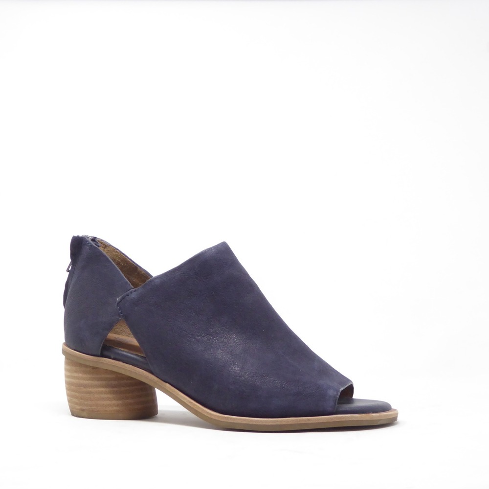 Sofft Carleigh Womens Sandals Navy Blue Leather Open Toe Block Heel 6M